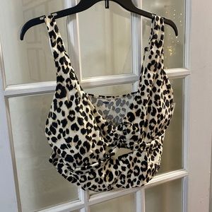 Old Navy XXL cheetah long bikini / tankini top. New with tags
